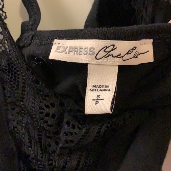 Express One Piece - Picture 3 of 4